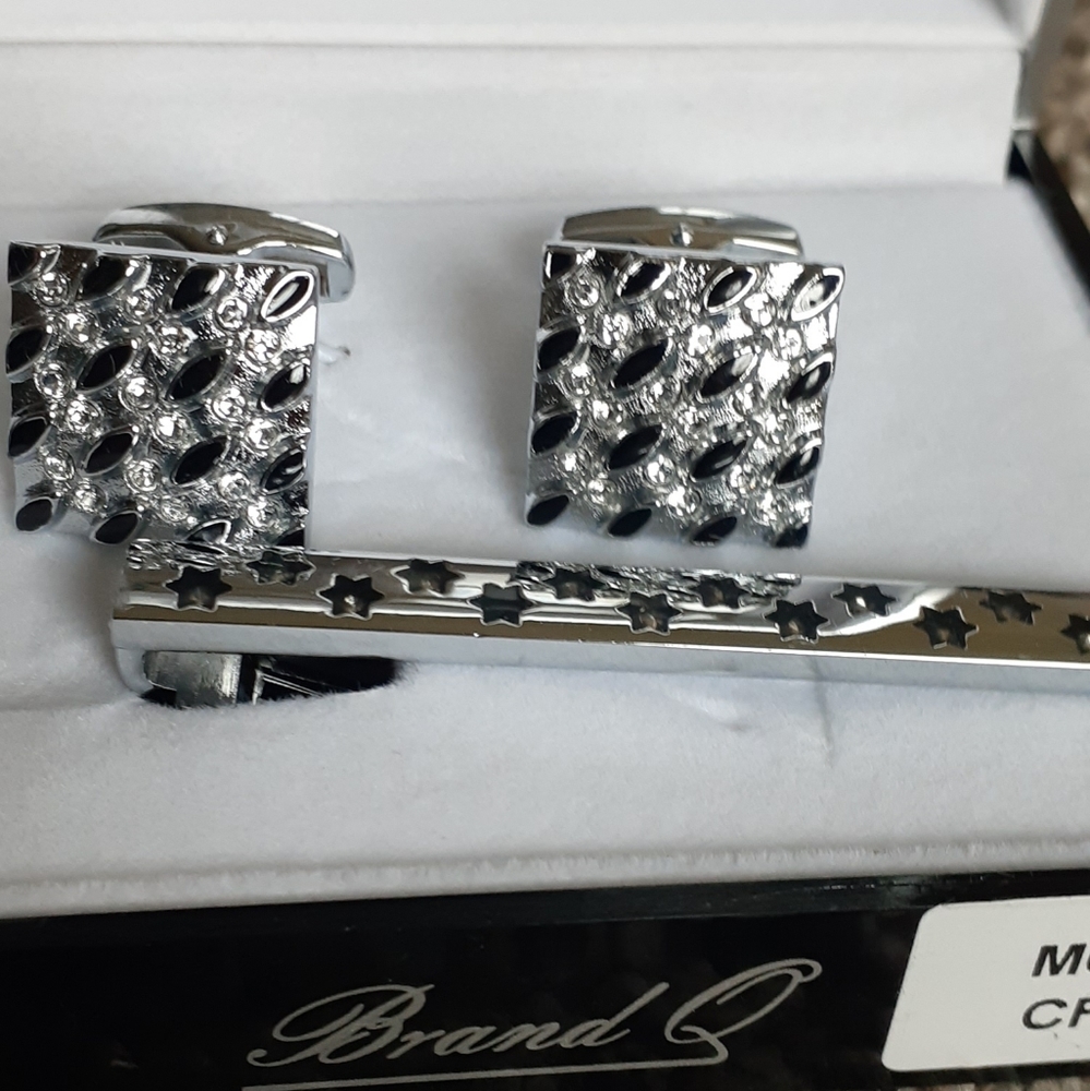 Cufflinks and tie pin